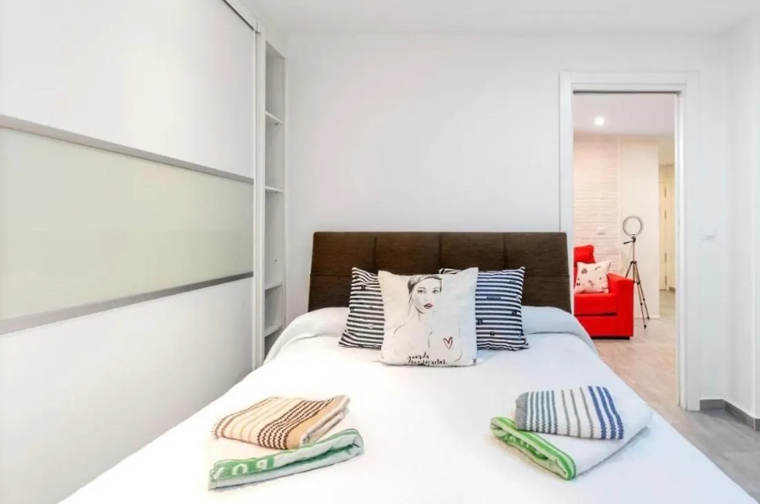 Vialia Apartamentos Suites Málaga