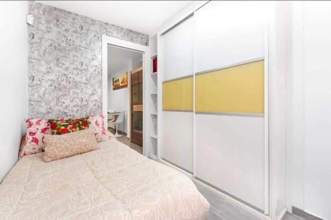 Vialia Apartamentos Suites Malaga 0*,  Spain