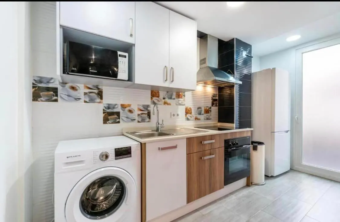 Vialia Apartamentos Suites Malaga