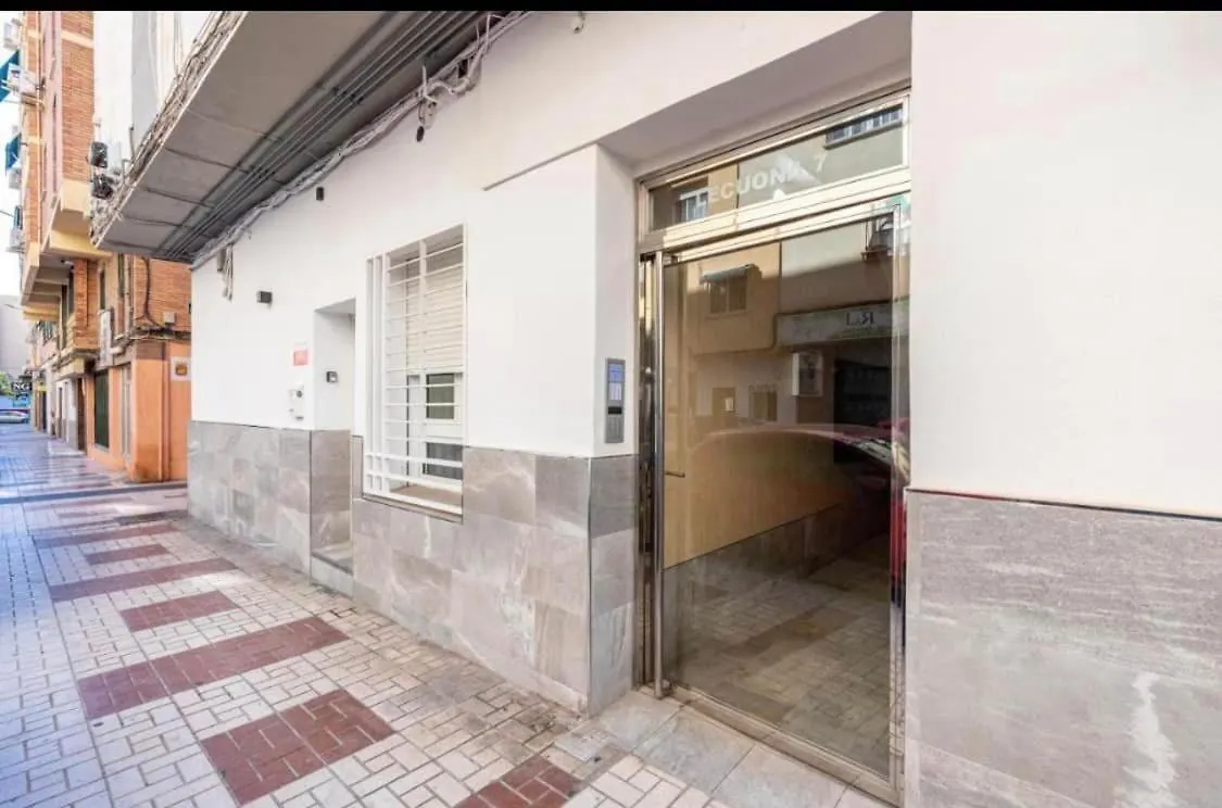 Vialia Apartamentos Suites Malaga Apartment